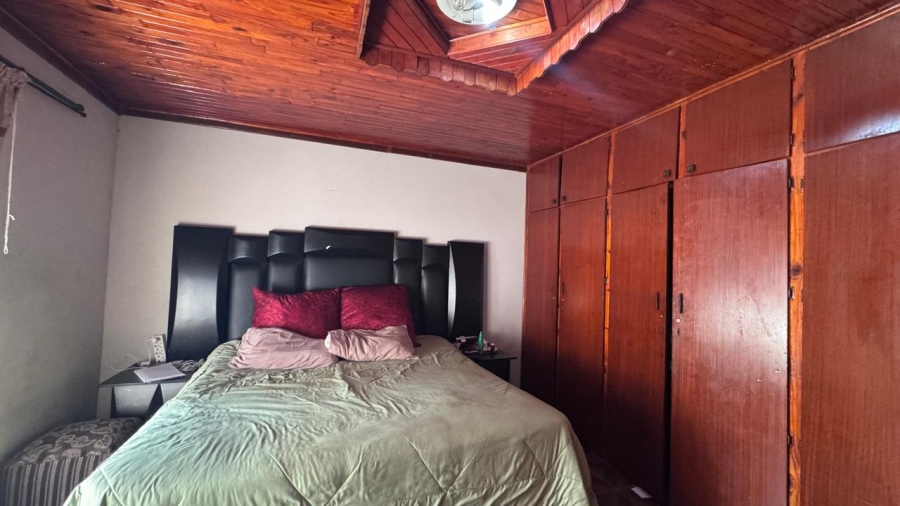 3 Bedroom Property for Sale in Galeshewe Northern Cape